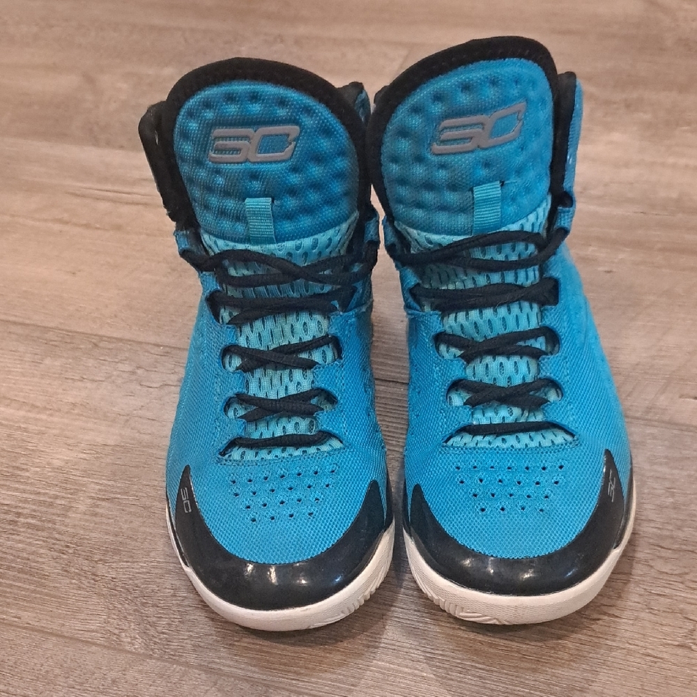 Under Armour Blue and Black Performance Sneakers. Steph Curry